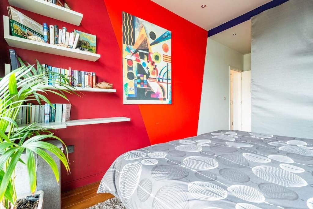 شقة Luxurious Flat Sunny, Quiet, Design, Lift, Balcony لندن المظهر الخارجي الصورة